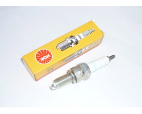 SVÍČKA NGK CPR8EA-9 - (ORIGINÁL PRO RVM500)